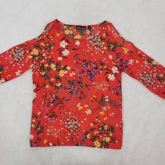 New York & Company Floral Cold Shoulder Blouse - Picture 8 of 12